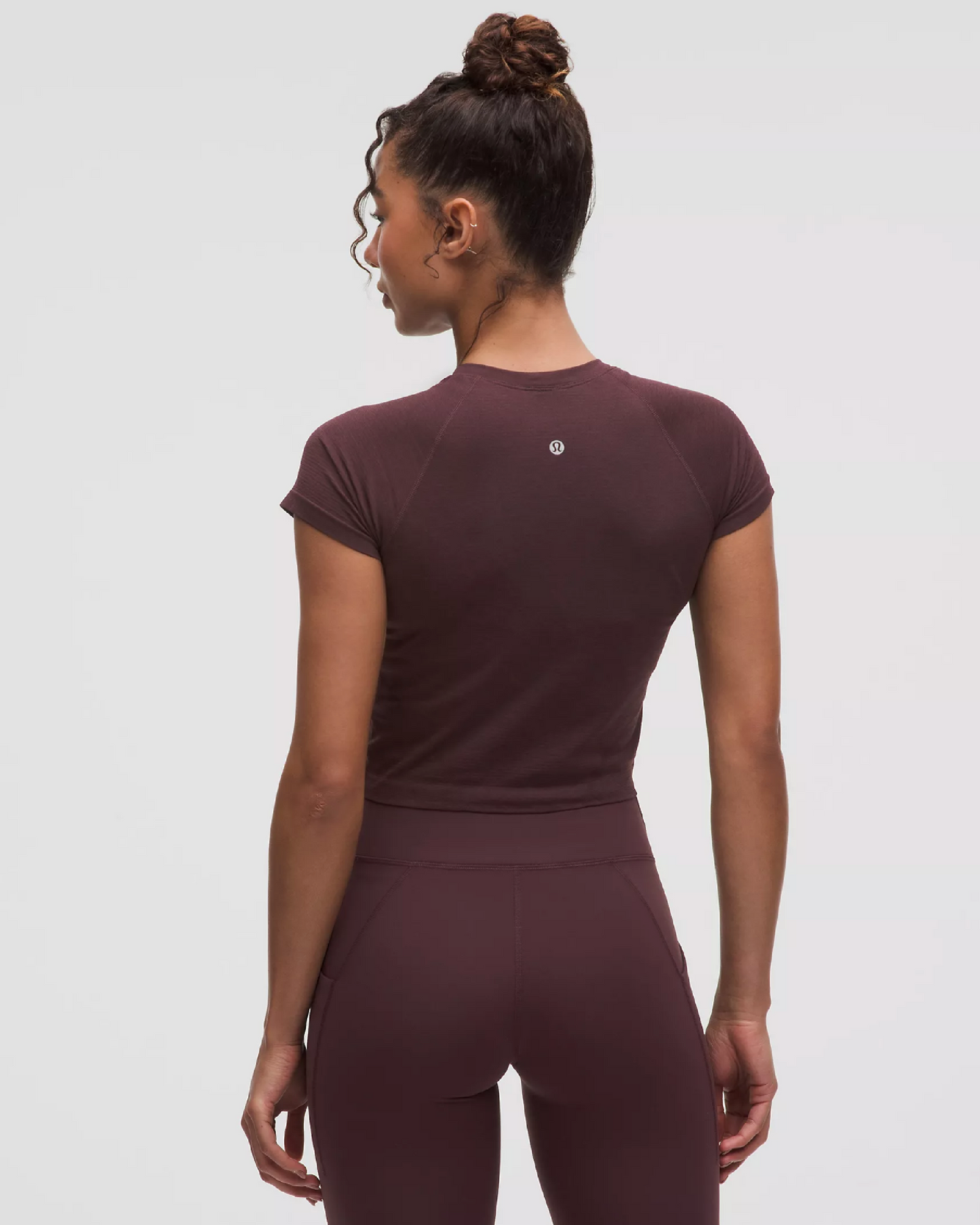 Swiftly Tech Cropped Short-Sleeve Shirt 2.0